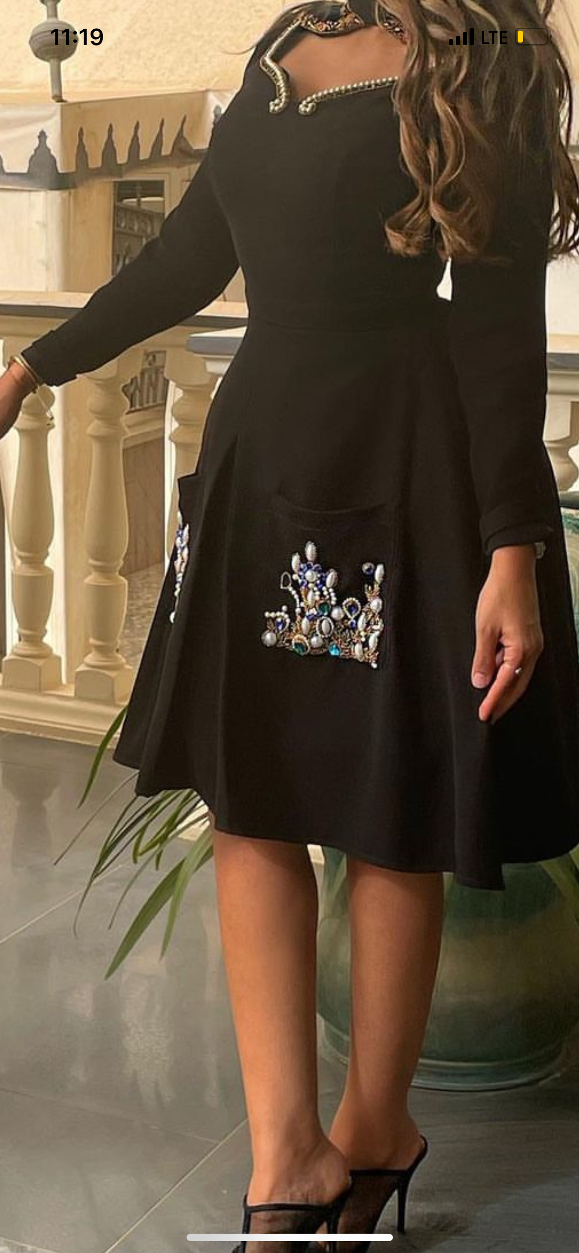 فستان اسود