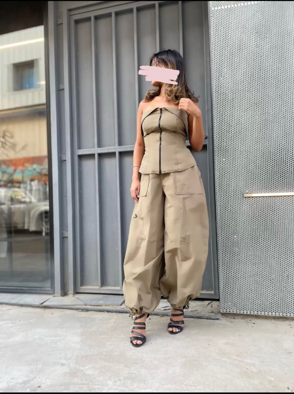 Baggy pants and top